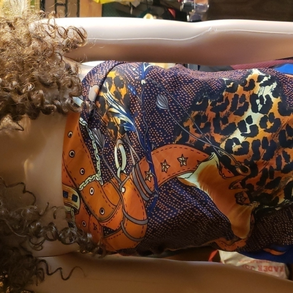 SCARF multicolor (Hermes vibe or LR polo) - Picture 5 of 7